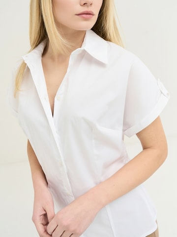 Chemisier 'Cary' Camomilla Italia en blanc
