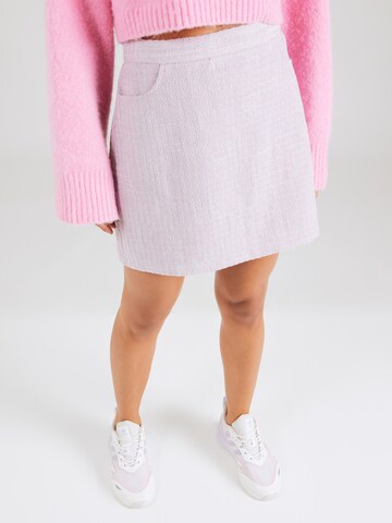 Molly BRACKEN - Falda en lila: frente