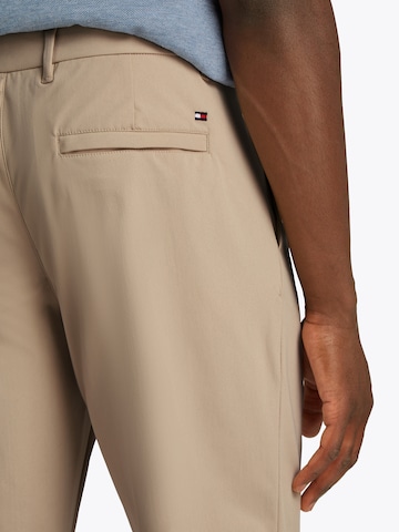 TOMMY HILFIGER Regular Chino 'DENTON' in Bruin