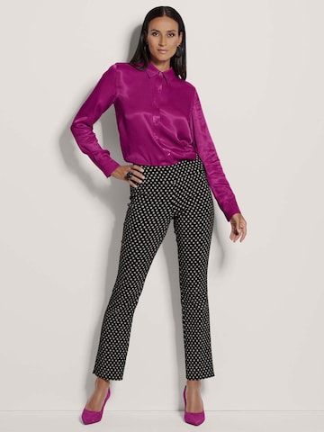 MADELEINE Regular Broek in Zwart