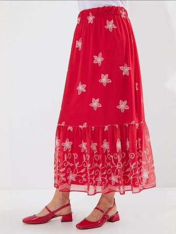 Bigdart - Saia em vermelho