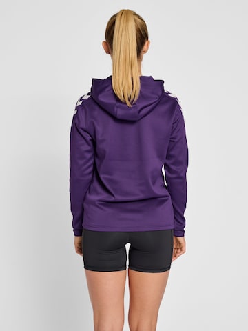 Hummel Sportsweatjacke in Lila