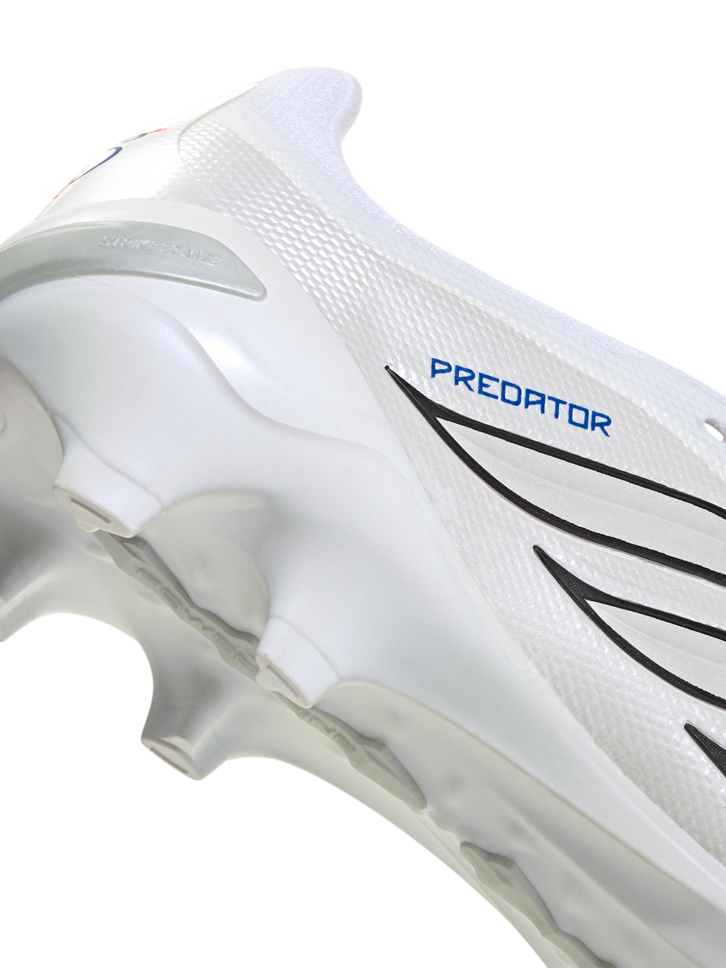 ADIDAS PERFORMANCE Обувь для футбола 'PREDATOR LEAGUE' в Белый