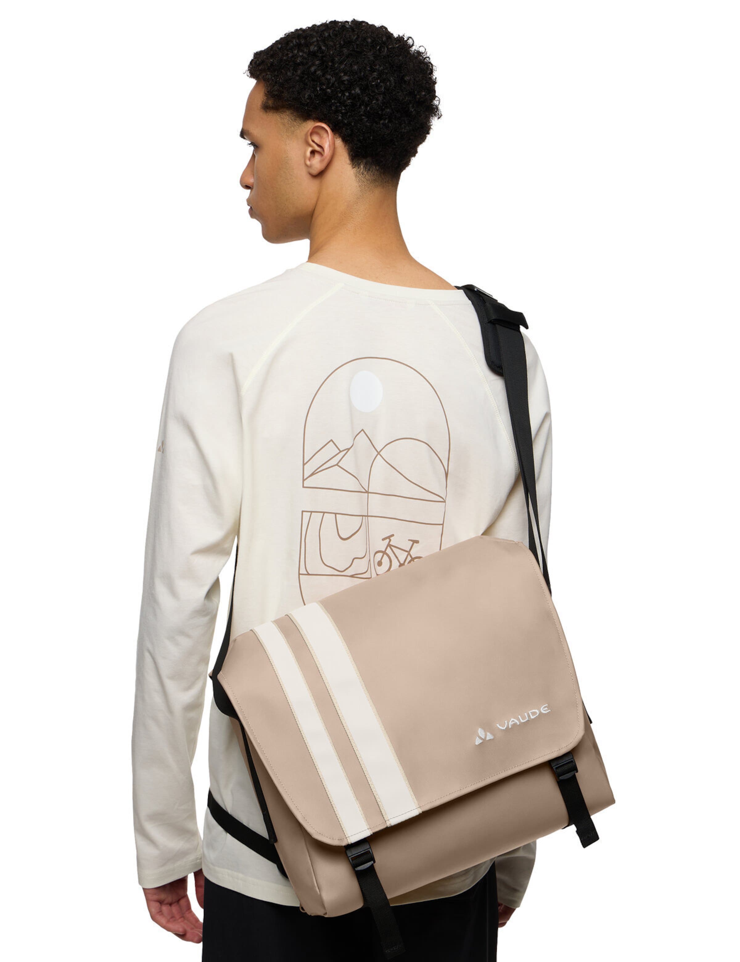 VAUDE Sports bag 'Aguni' in Beige