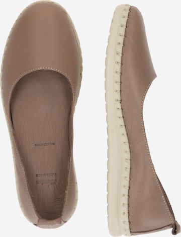 Bata Ballerina i beige