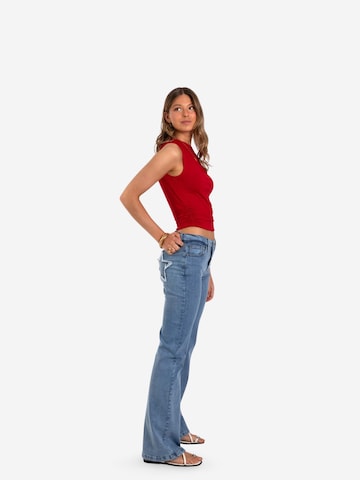 THE-ARE - Camiseta en rojo