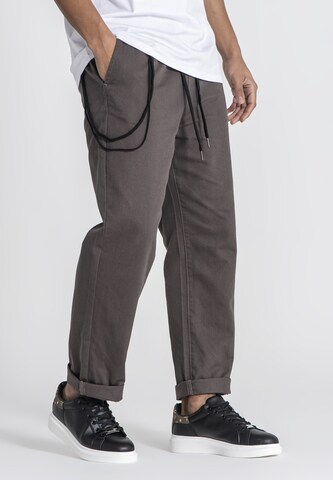 Gianni Kavanagh Regular Hose 'GK' in Braun