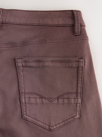 Tapered Jeans di Next in marrone