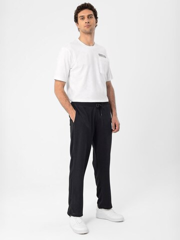 Antioch Loosefit Byxa i svart
