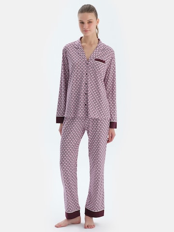 Pijama de la Dagi pe mov