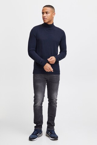 !Solid Sweater 'Agrio' in Blue