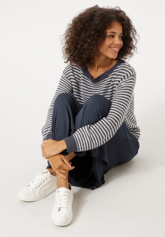 Aniston CASUAL Sweater in Blue