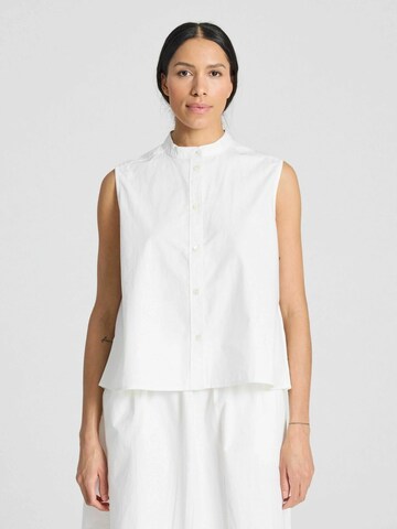 Chemisier 'Elisa' Gai+Lisva en blanc : devant