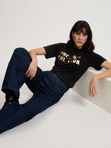 CROSS JEANS T-Shirt in Schwarz