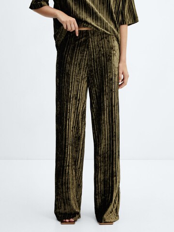 Wide Leg Pantalon 'XGOGO' MANGO en vert : devant