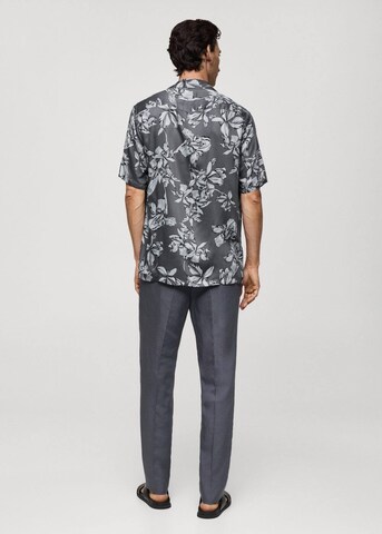 MANGO MAN Regular Fit Hemd in Grau