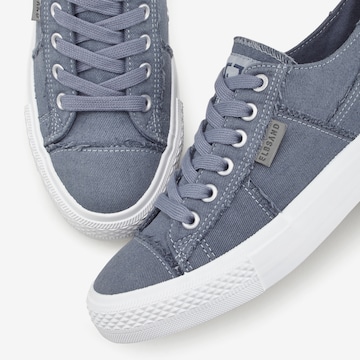 Sneaker bassa di Elbsand in grigio