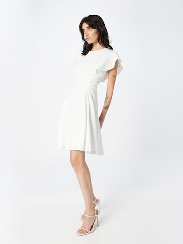 DKNY Koktejlové šaty – bílá