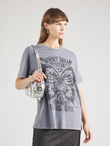 T-shirt HOLLISTER en gris : devant