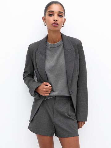 Blazer di Pull&Bear in grigio: frontale