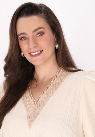 usha FESTIVAL Blouse in Beige