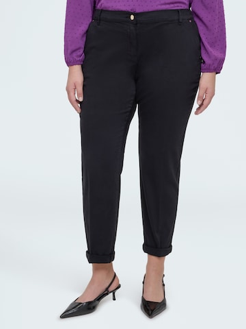 Fiorella Rubino Regular Trousers in Black
