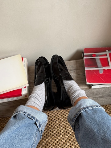 L37 HANDMADE SHOES Instappers 'TO MAKE IT EASIER' in Zwart