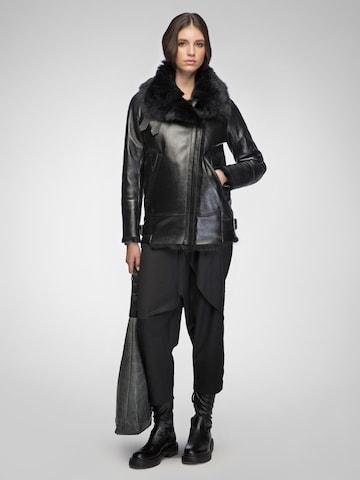 V S P Vinterjakke 'Vesna' i sort