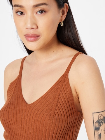 minimum Knitted Top 'TAPPI' in Brown