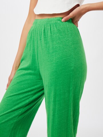 Loosefit Pantaloni 'Lolosister' de la AMERICAN VINTAGE pe verde