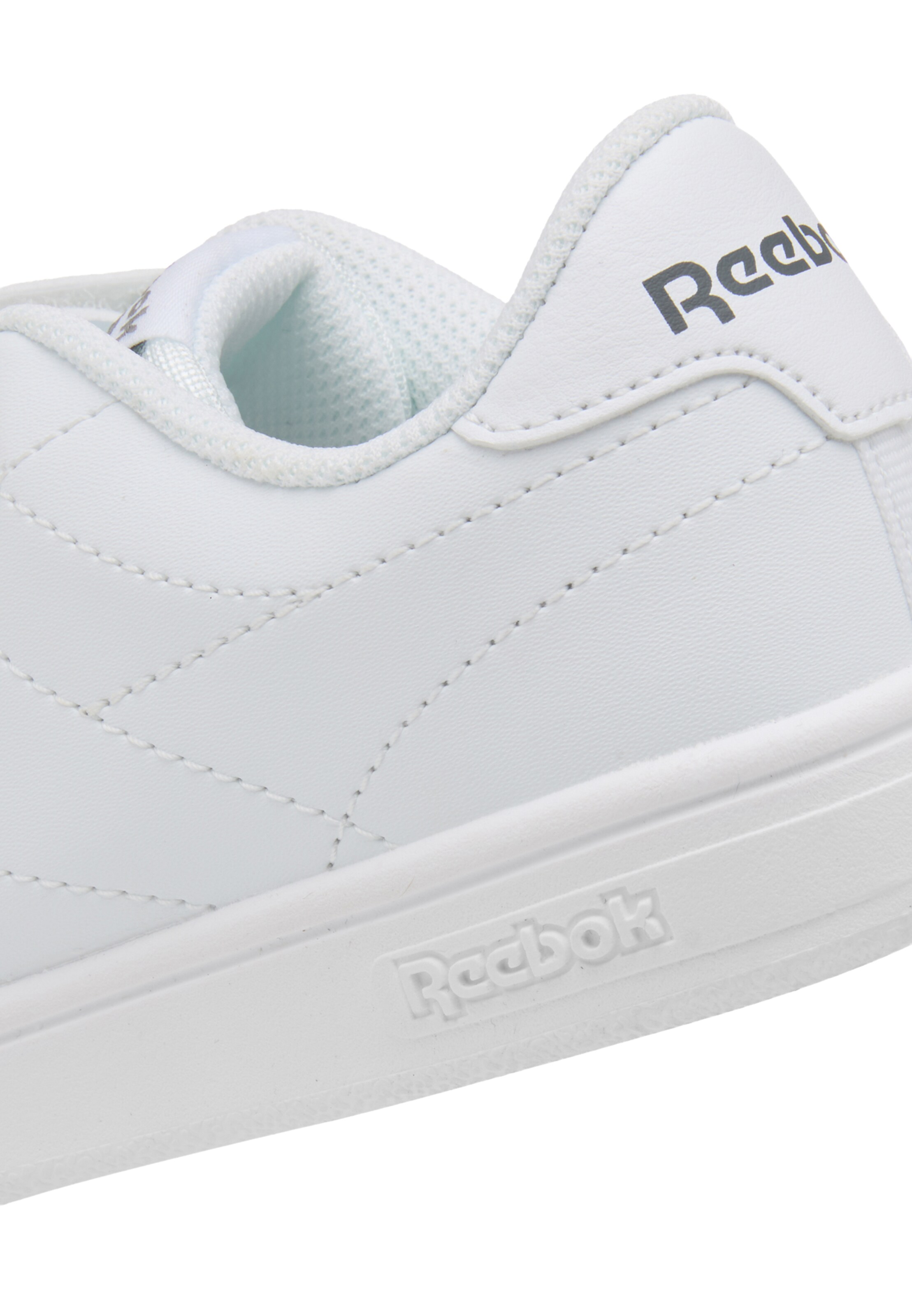 Reebok Sneakers in White