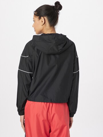 UNDER ARMOUR Športna jakna | črna barva