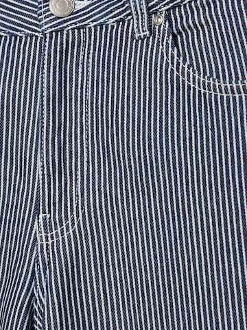Pull&Bear Loosefit Jeans i blå