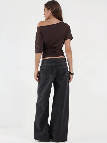 T-shirt Hiccup en marron