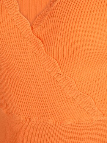 OBJECT Petite Stricktop 'TRIA' in Orange