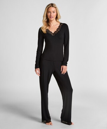 Hunkemöller Pajama in Black: front