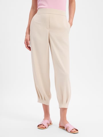 Someday Tapered Hose 'Cislia Flowy' in Beige: Vorderseite