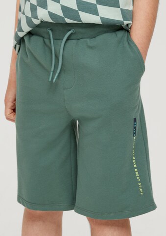 Regular Pantalon s.Oliver en vert : devant