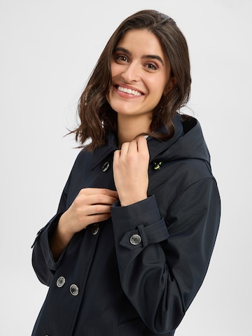 Fuchs Schmitt Between-Season Jacket in Blue