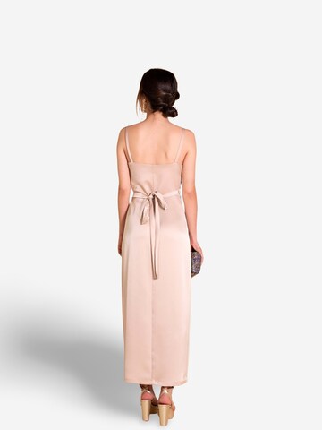 THE-ARE - Vestido en rosa