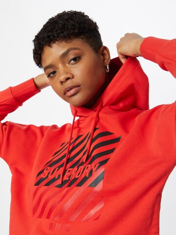 Sweat de sport Superdry en rouge