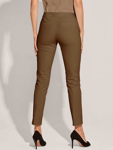 MADELEINE Slim fit Pants in Brown