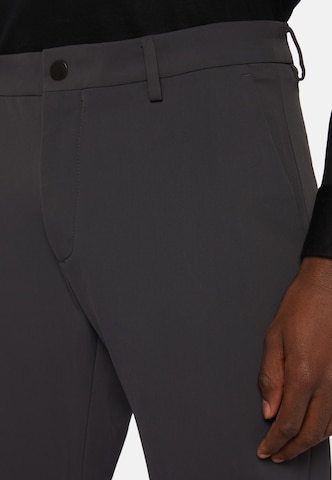Coupe slim Pantalon chino Boggi Milano en gris