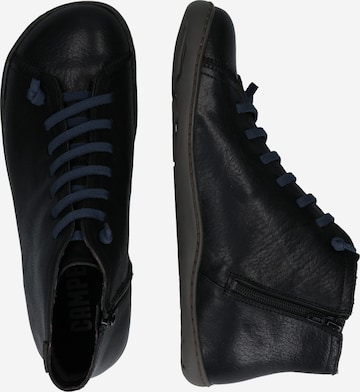 CAMPER - Botas con cordones en negro