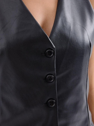 Bigdart Vest in S in Black, Item view