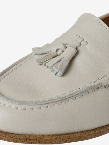 Chaussure basse TAMARIS en blanc