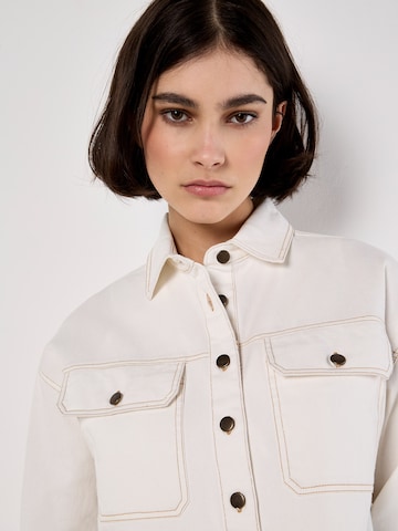 Chemisier Apricot en beige