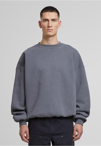 Prohibited Sweatshirt in Grau