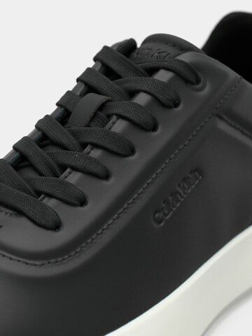 Calvin Klein Низкие кроссовки в Черный