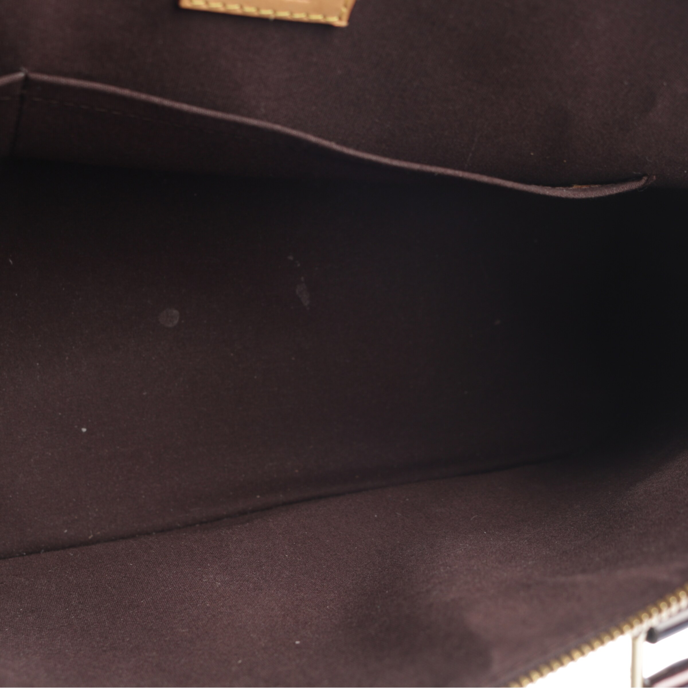 Louis Vuitton Bag in One size in Red